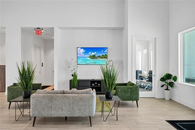 Building Photo - 372 Famagusta Dr