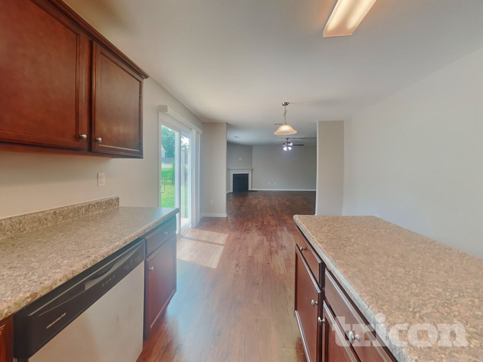 Building Photo - 104 Shadow Woods Rd