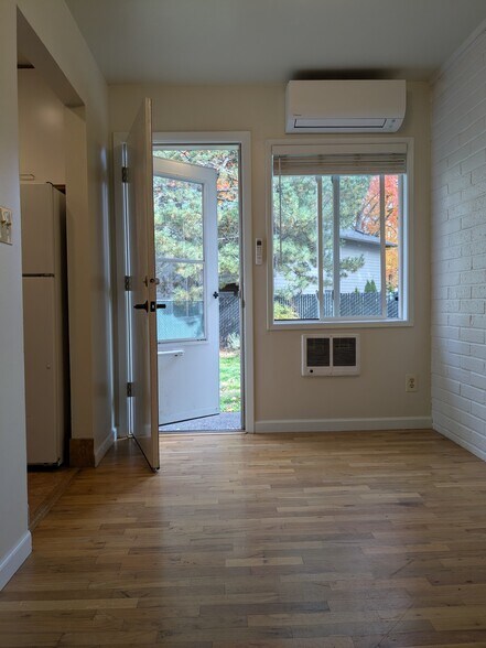 Backyard - 5220 SW Franklin Ave