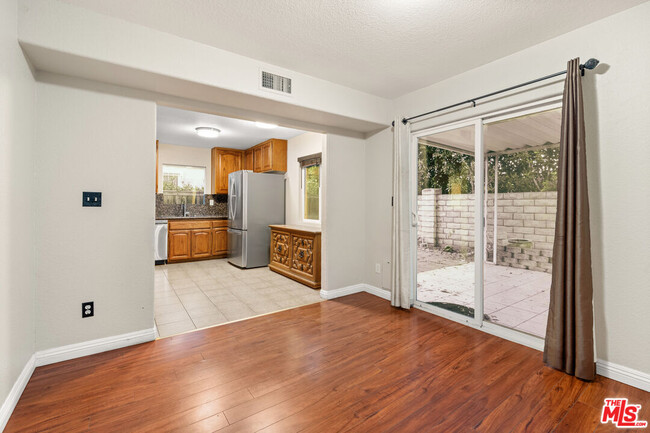 Building Photo - 9155 Cedros Ave