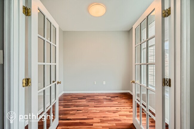 Building Photo - 8007 Apple Valley Drive