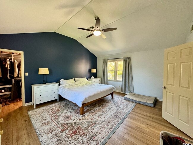 Building Photo - 4 Bedrooms with Finished Basement and Bonu...