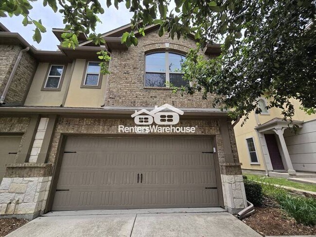 Building Photo - MOVE IN READY - Spacious 2-story townhouse...