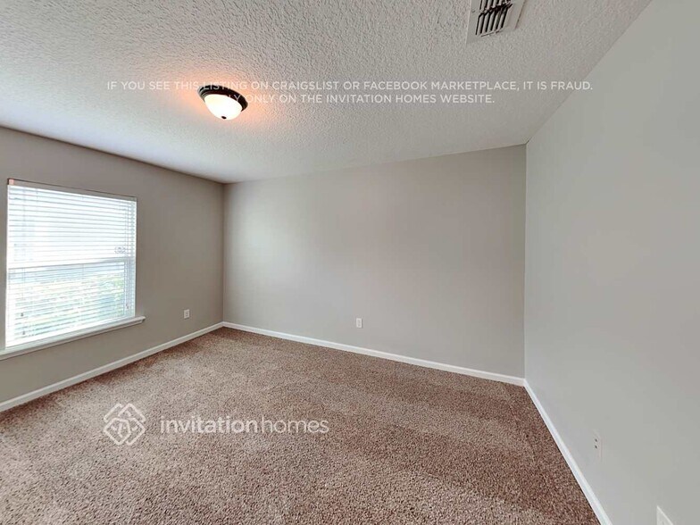 Building Photo - 132 Toscana Ln