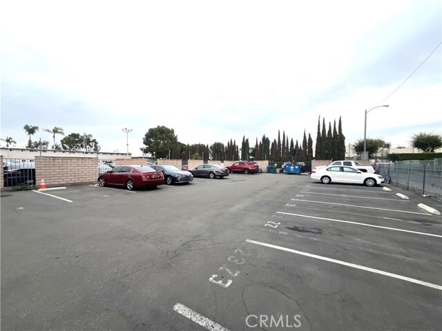 Building Photo - 12926 Doty Ave