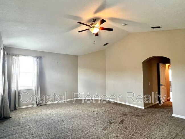 Building Photo - 9524 Greenpointe Dr