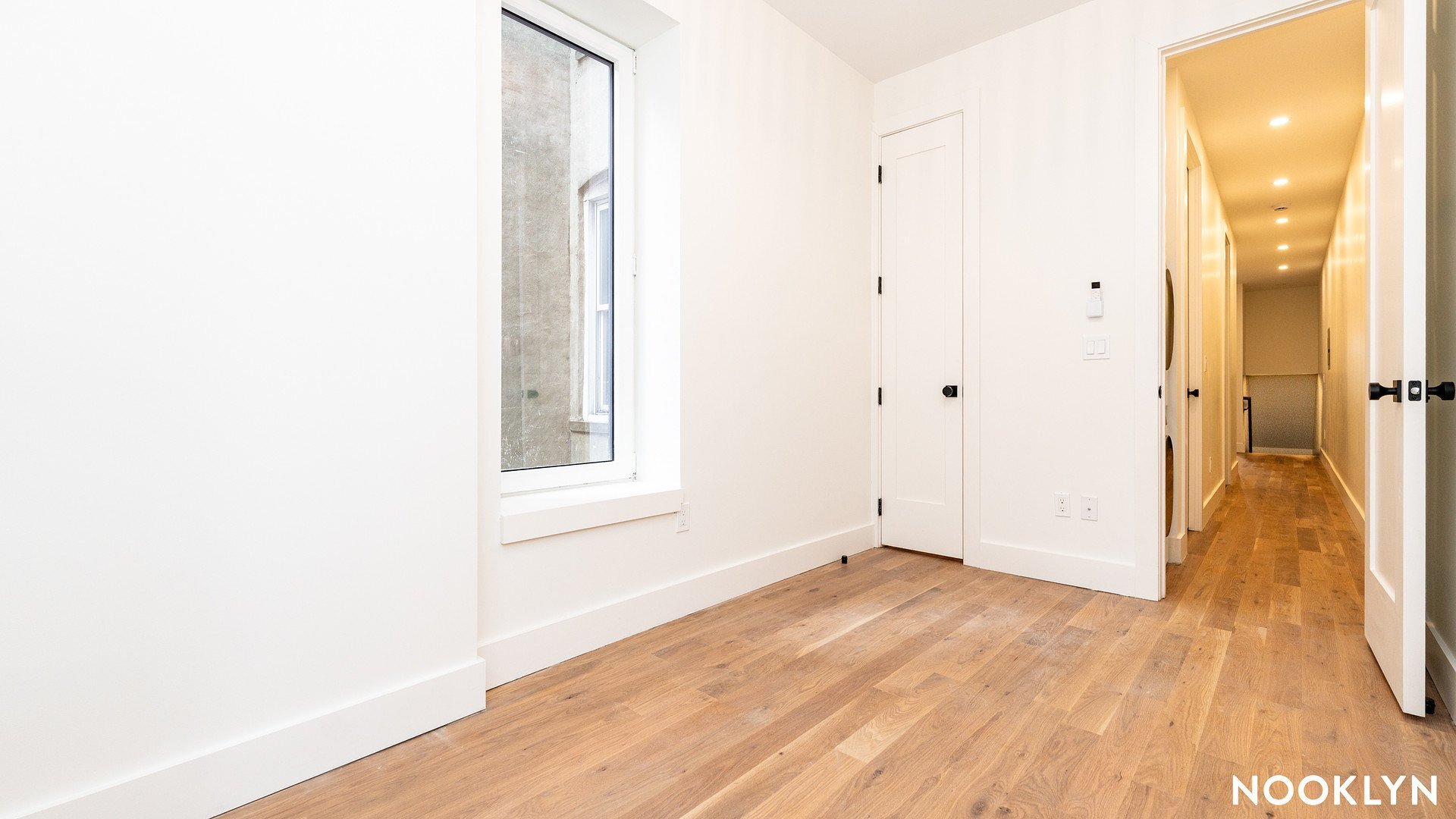 Building Photo - 43 Kingston Ave