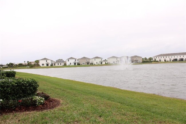 Building Photo - 17567 Crescent Moon Lp