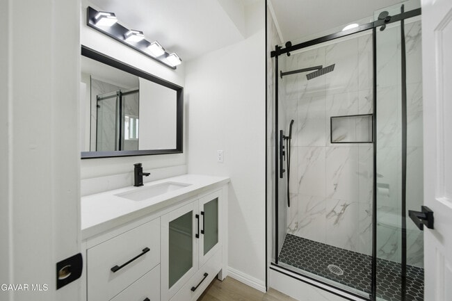 Building Photo - 2059 Shasta St