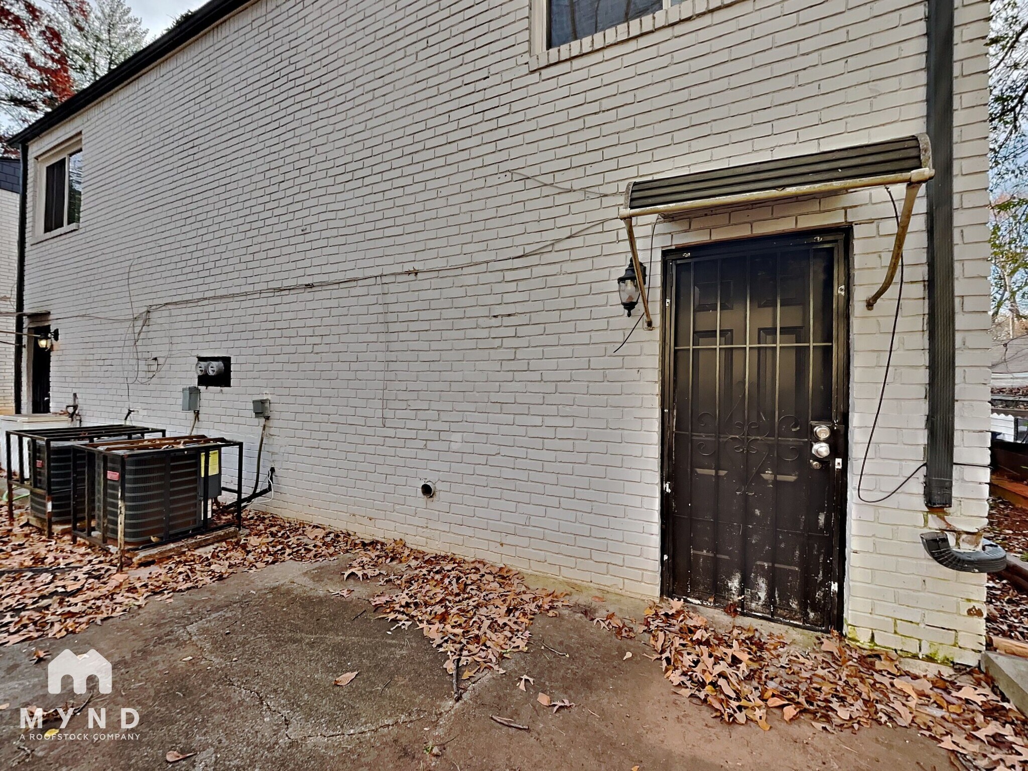 Building Photo - 1345 Womack Ave