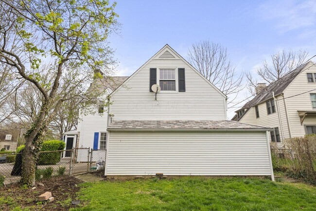 Building Photo - 2505 Coventry Rd