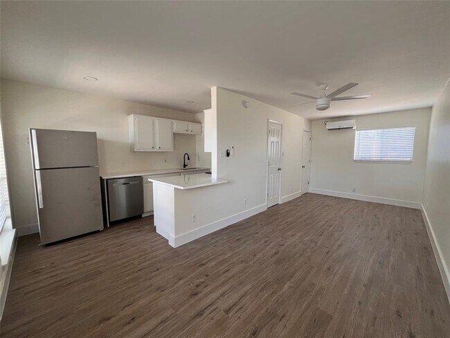 Building Photo - 4712 Depew Ave