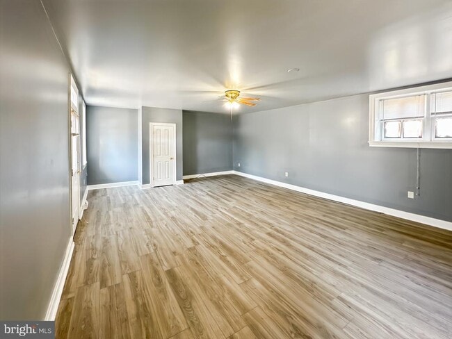 Building Photo - 408 W Princess St