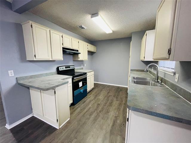 Building Photo - 5501 White Dove Dr
