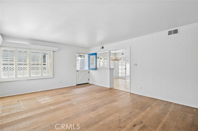 Building Photo - 121 Onyx Ave