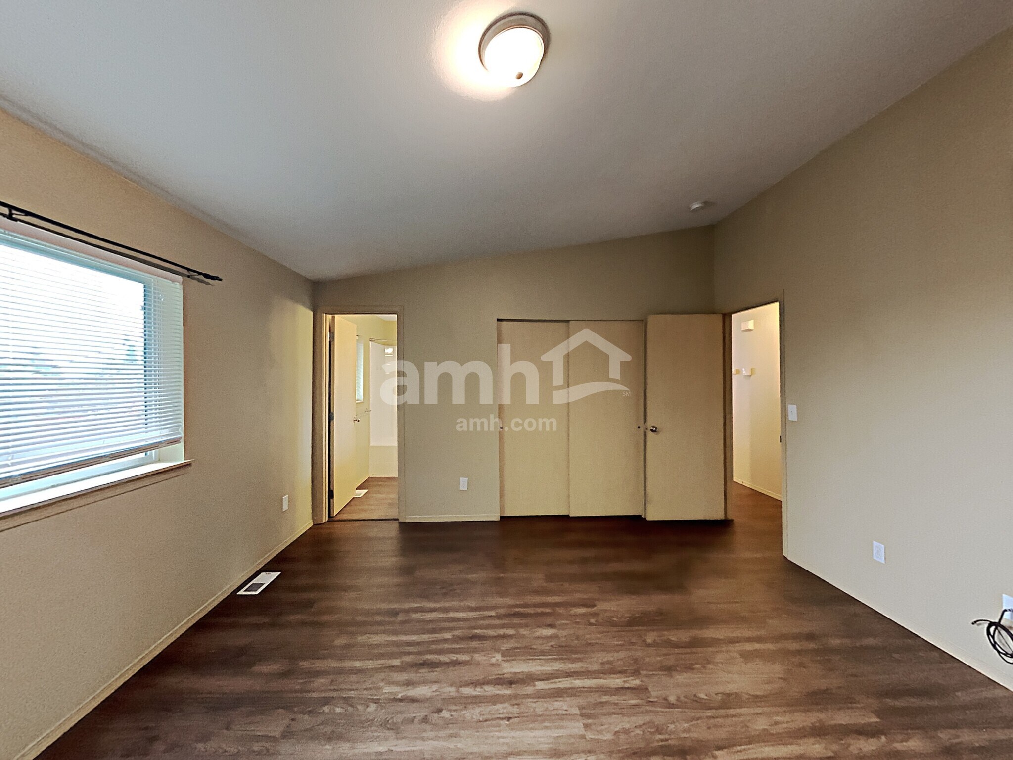 Building Photo - 17508 73rd Ave NE