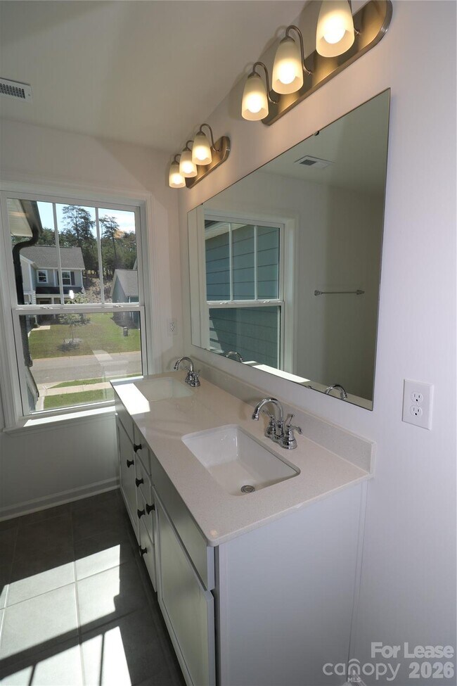 Building Photo - 11171 Argosy Dr