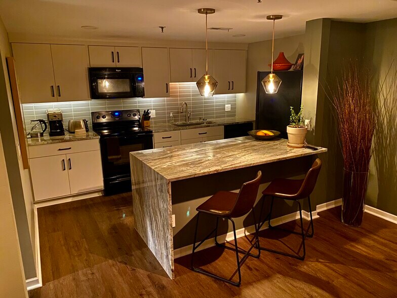 Building Photo - 3145 Dean Ct