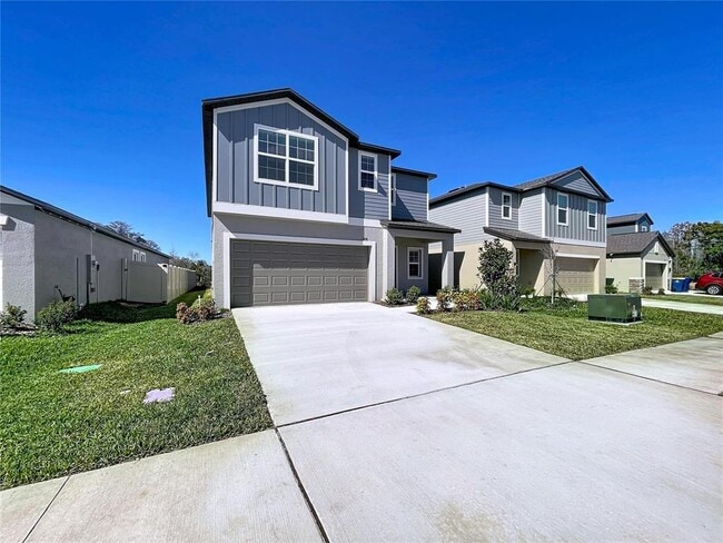 Building Photo - 17498 Happytrails St