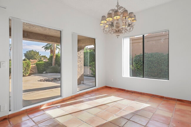 Building Photo - 44049 Elba Ct