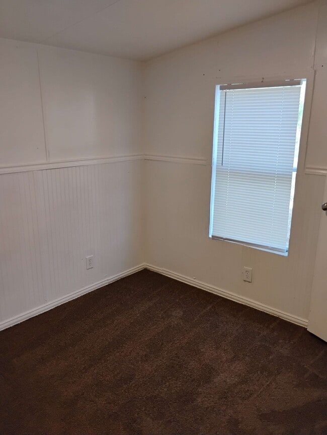 Building Photo - 121 Whiteface Dr