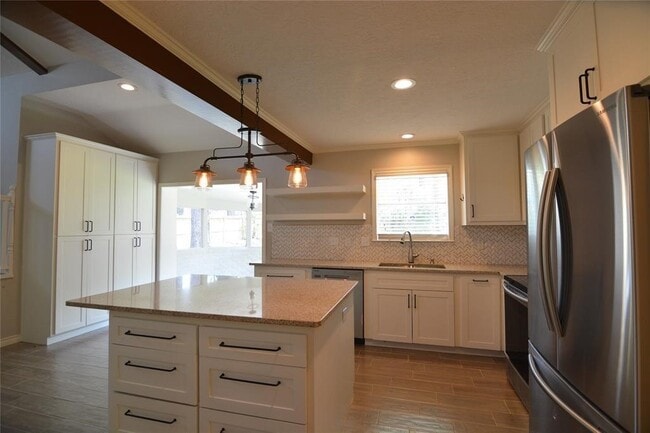 Building Photo - 19118 Challe Cir W