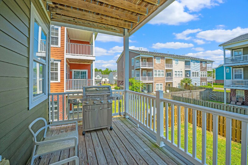 Building Photo - 9042 Parlor Dr