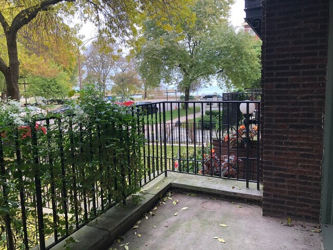 Building Photo - 1101 W Pratt Blvd