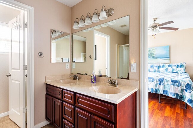 Building Photo - 820 Sandollar-SI ID1351282P