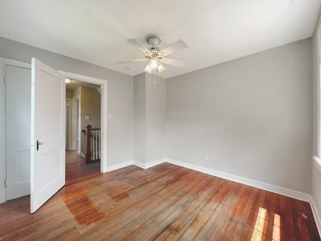 Building Photo - Charming 3-Bedroom Brick Colonial in Edgewood