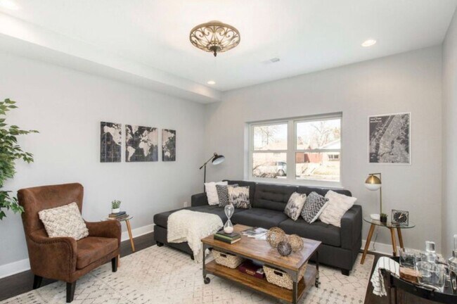 Building Photo - COMING SOON- Luxury Home in Berkeley/Regis...