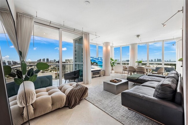 Building Photo - 101 20th St