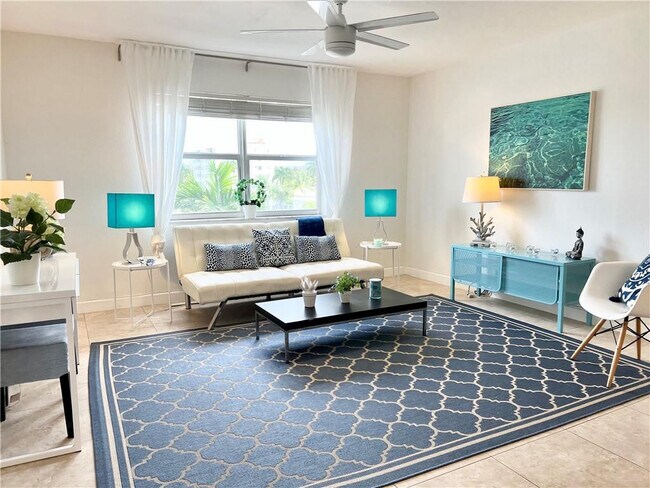 Building Photo - 619 Orton Ave