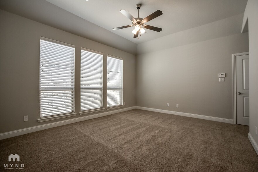 Building Photo - 3317 King Yon Wy