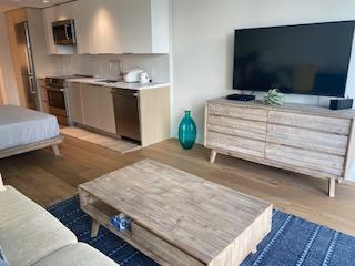 Building Photo - 1001 Queen St