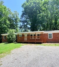 Building Photo - 5 Bedroom, 2.5 Bathroom house, Super convenient location! Arden