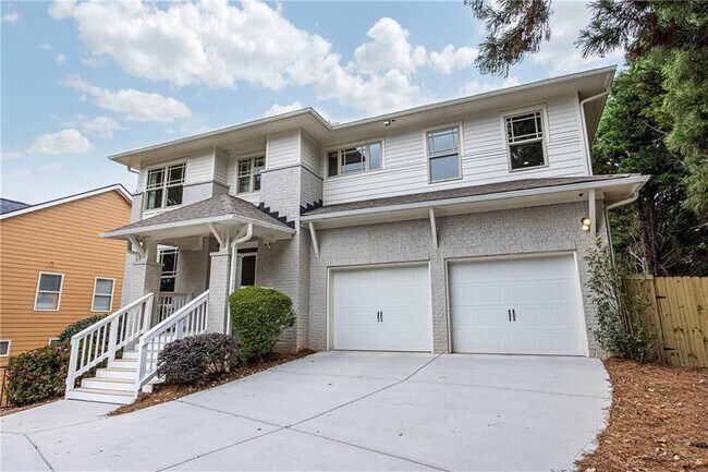 Building Photo - 2675 Sugar Mill Dr SE