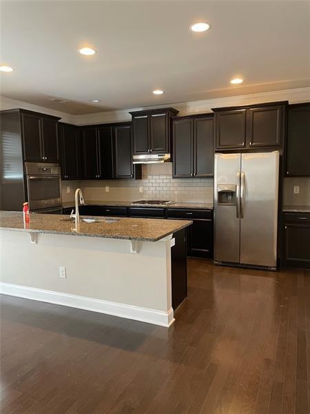 Building Photo - 2987 Regal Park Ct