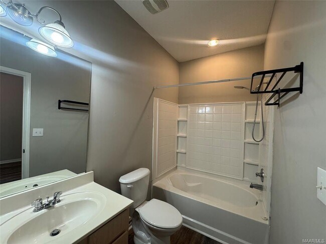 Building Photo - 189 Pine Meadows Cir