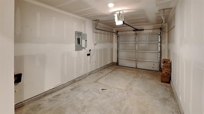 Building Photo - 1840 Wolford Wy