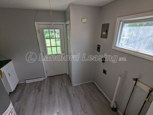 Building Photo - Charming Updated Ranch with Fenced Yard in...