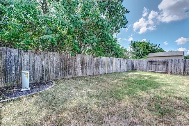 Building Photo - 23815 S Newport Bend