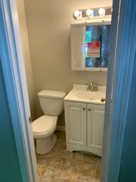 Building Photo - 139 S Main St