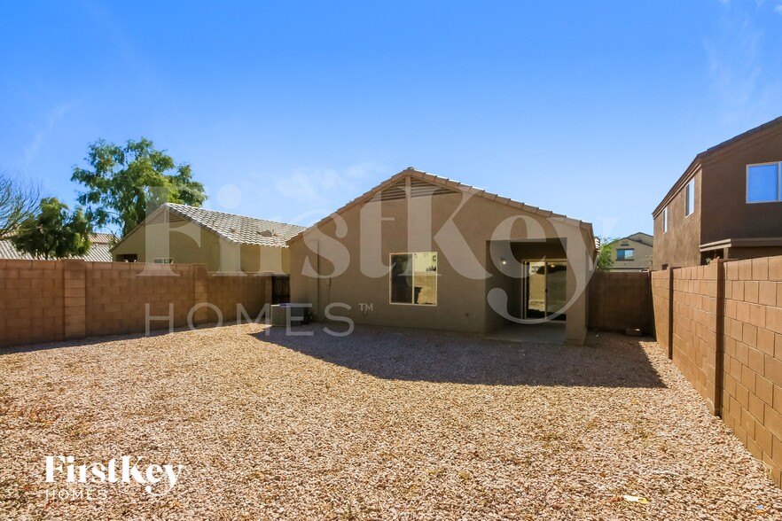 Building Photo - 4604 E Jadeite Dr