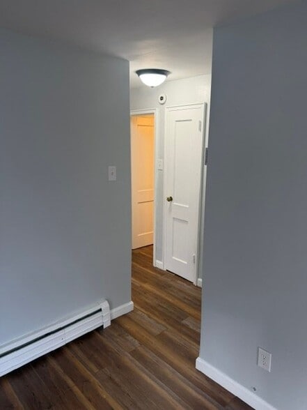Building Photo - 45 Jowett St