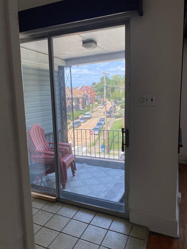 Building Photo - 2279 Shady Ave