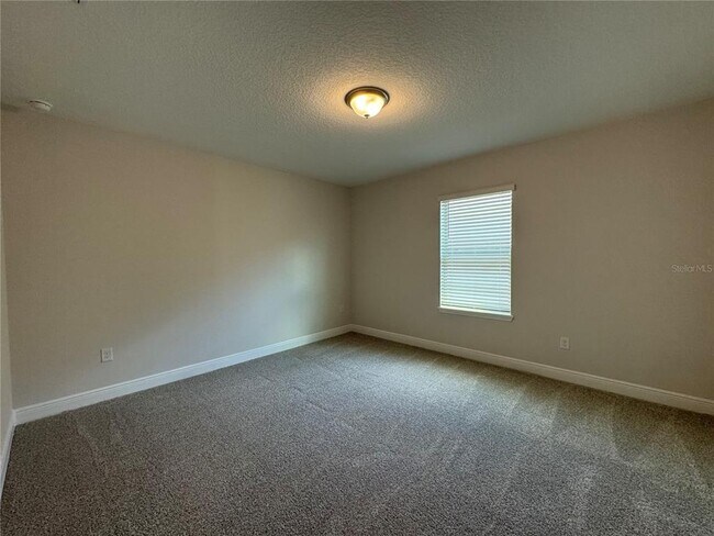 Building Photo - 16119 Skysail St