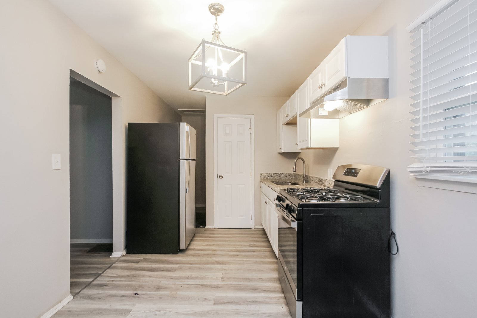 Building Photo - 1511 E Ohio St