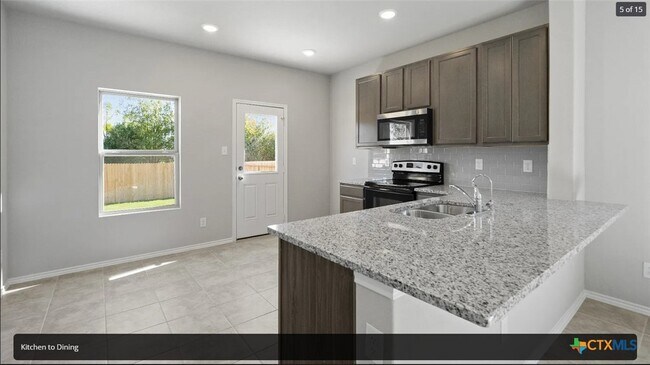 Building Photo - 2417 Dino Dr