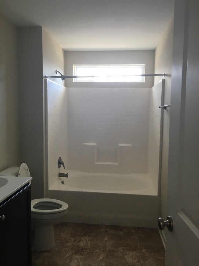 Building Photo - Village at Mariners Pointe